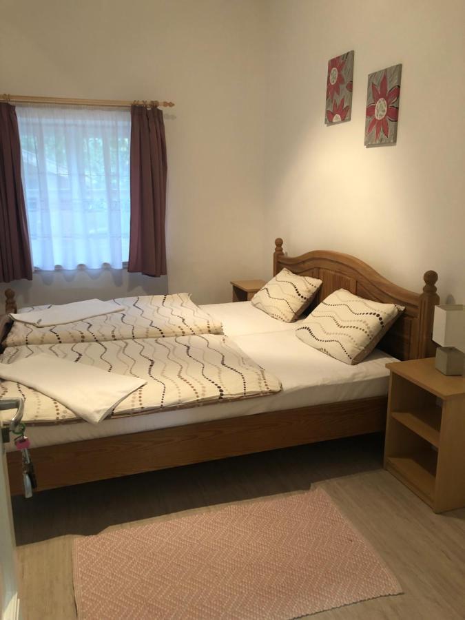 Tisza-Kert Apartmanok Tiszafüred Zewnętrze zdjęcie